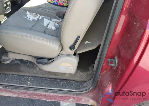 2005 Ford Excursion Xls/Xlt from USA, damaged, VIN 1FMNU41S55EC67514